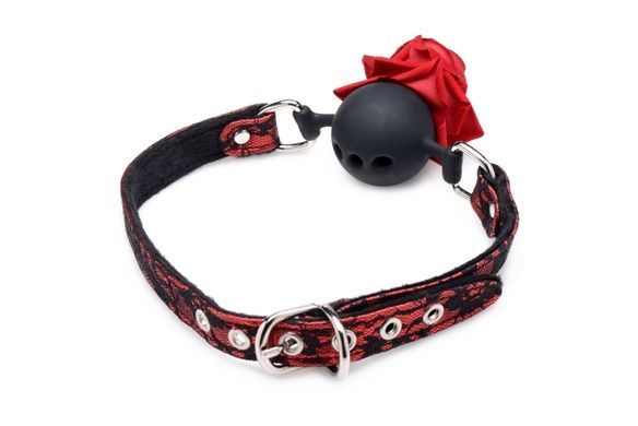 Кляп з трояндою Master Series: Eye-Catching Ball Gag With Rose, чорно-червоний SO8794 фото